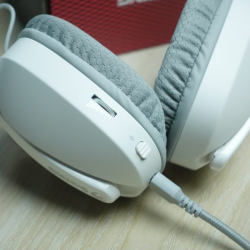 MARVO HG9086 RGB LIGHT WEIGHT WIRED GAMING HEADSET WHITE